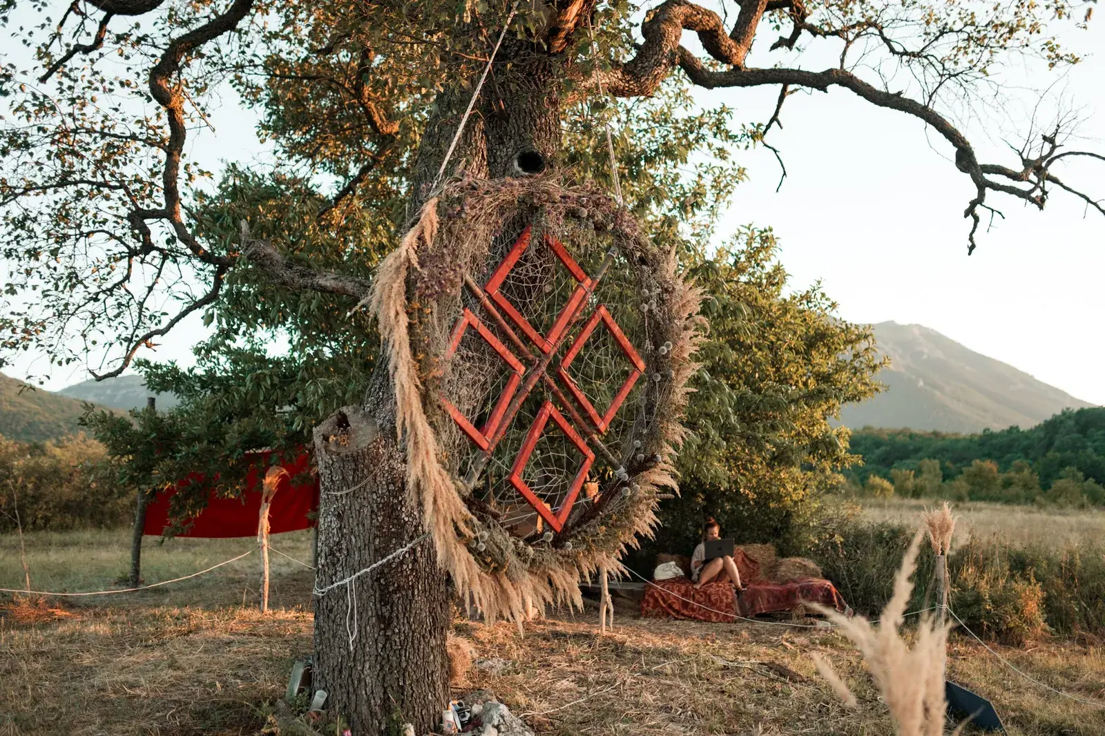 Poklon umetnosti Boljevcu od Pyramid Festivala i TKV